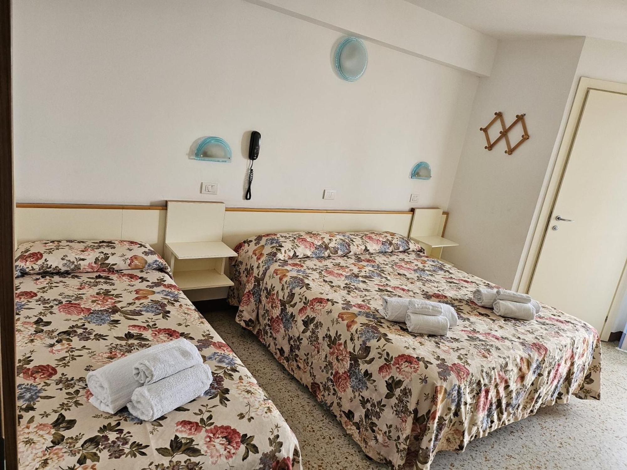 Hotel Villa Rosa Misano Adriatico Dış mekan fotoğraf